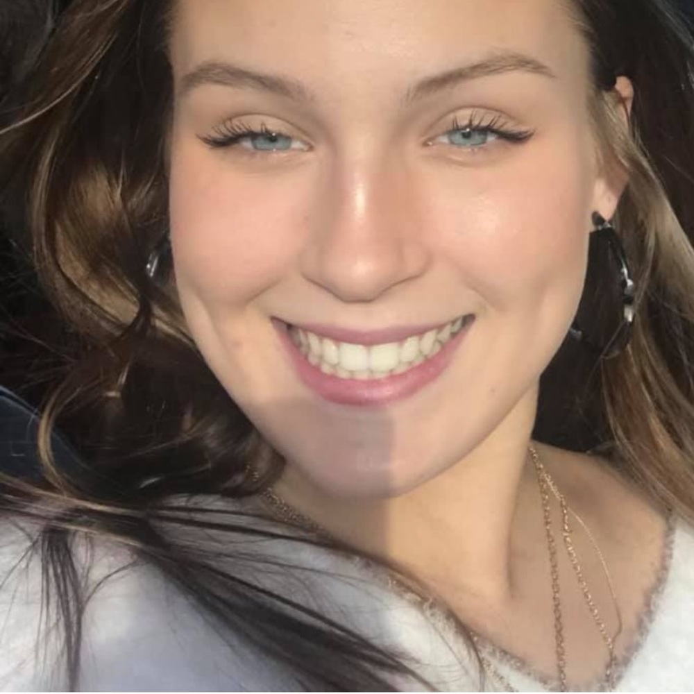 Meet your Posher, Brooke